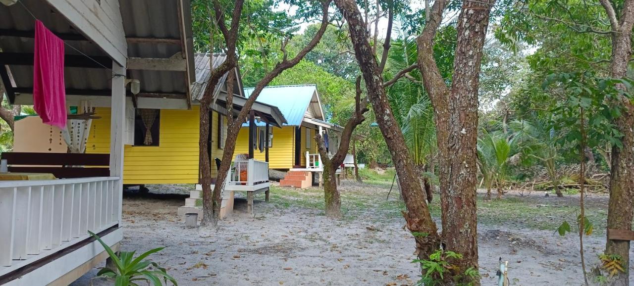 Baan Suan Kayoo 1 Long Beach Aow Yai Hotel Koh Phayam Exterior photo